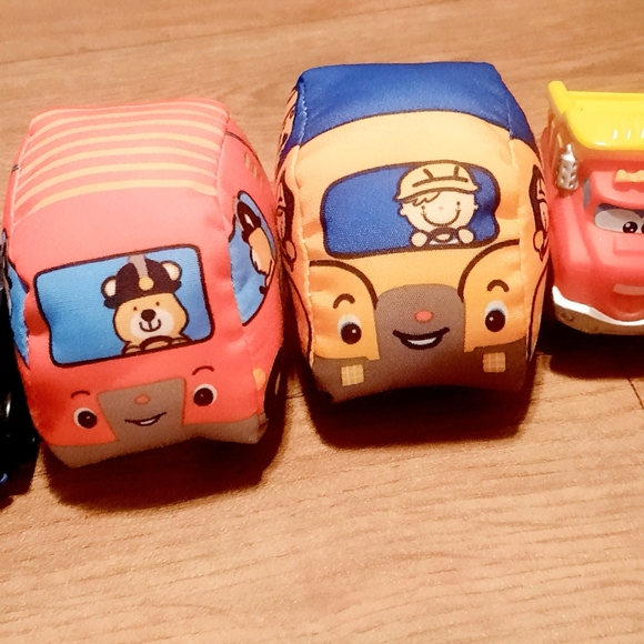 SOLD 14 Toddler Toys,Plush and Plastic - Picture 7 of 9